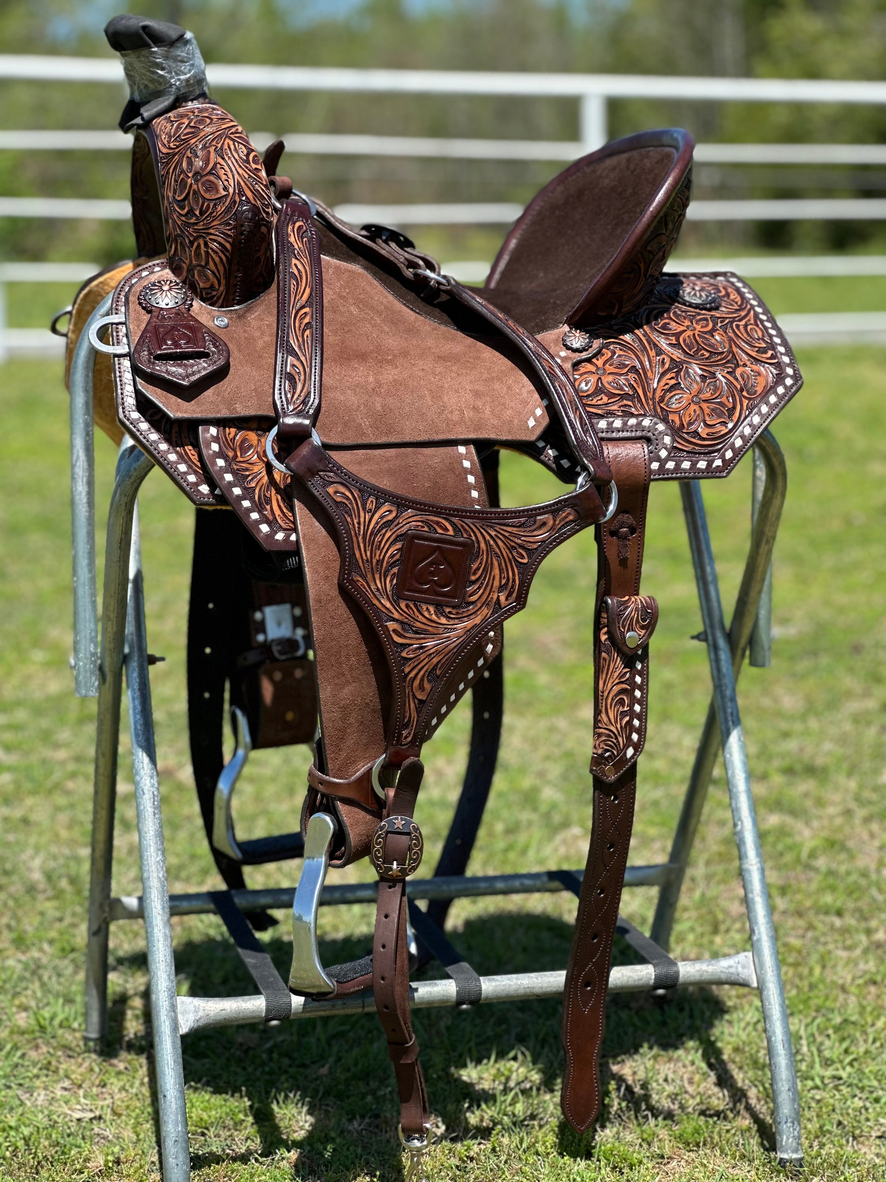 MICHELLE ALL LEATHER SADDLE | SHORT SKIRT PENCIL ROLL