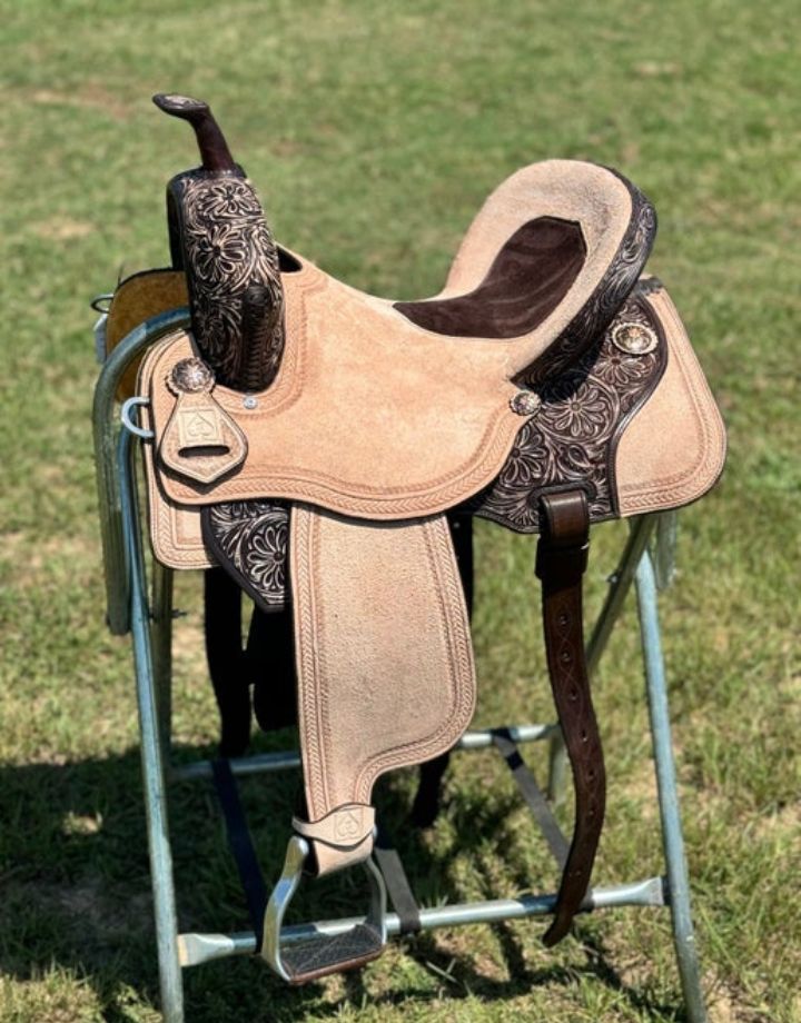THE AJ ALL LEATHER SADDLE | LIGHTWEIGHT