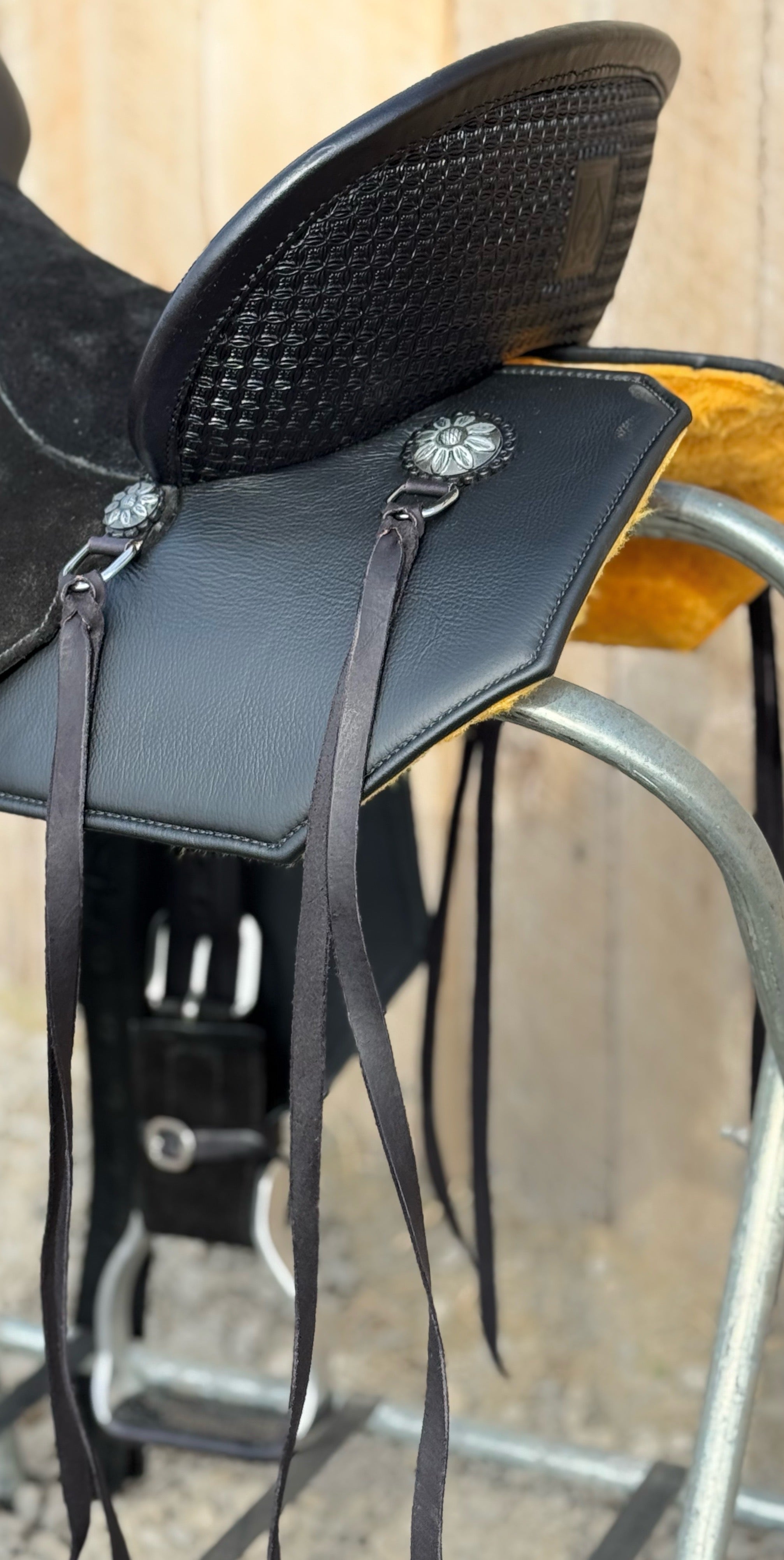 THE BANDIT SADDLE | SPINAL RELIEF