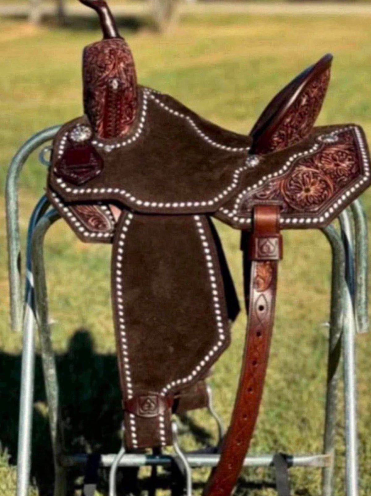CHOCOLATE MICHELLE | SHORT SKIRT SADDLE SPINAL RELIEF 6.5