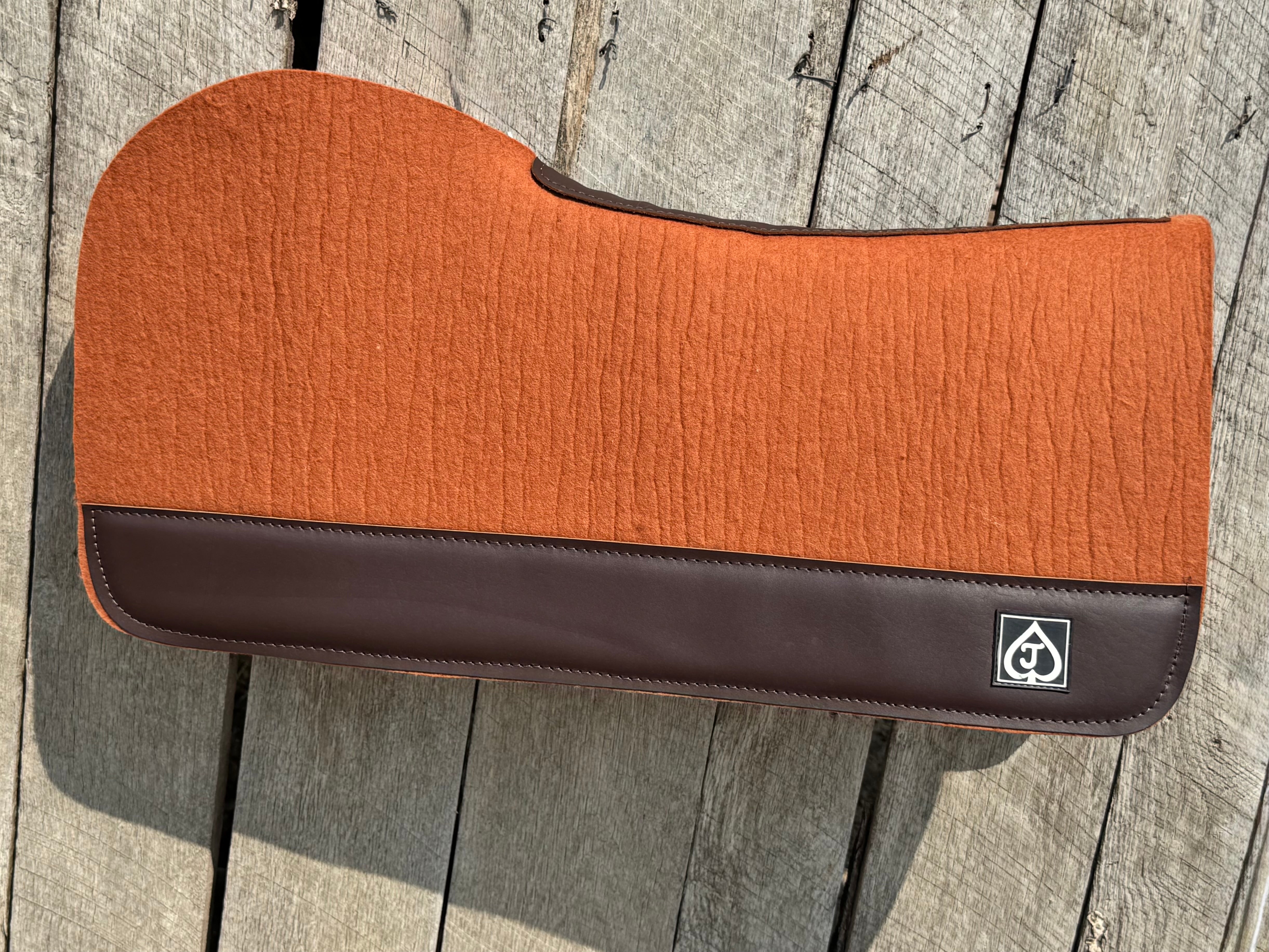 BURNT ORANGE WITHER RELIEF PAD