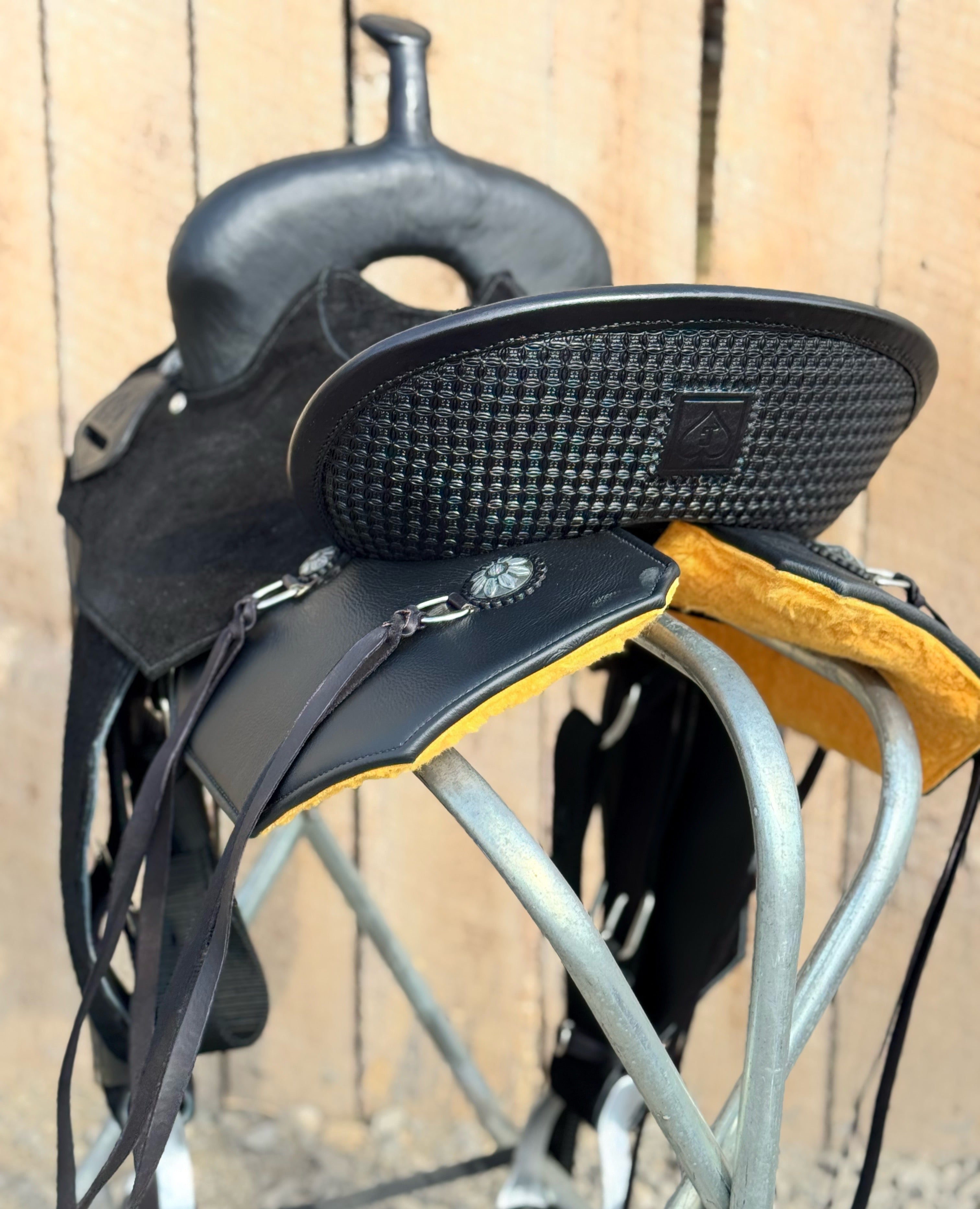 THE BANDIT SADDLE | SPINAL RELIEF
