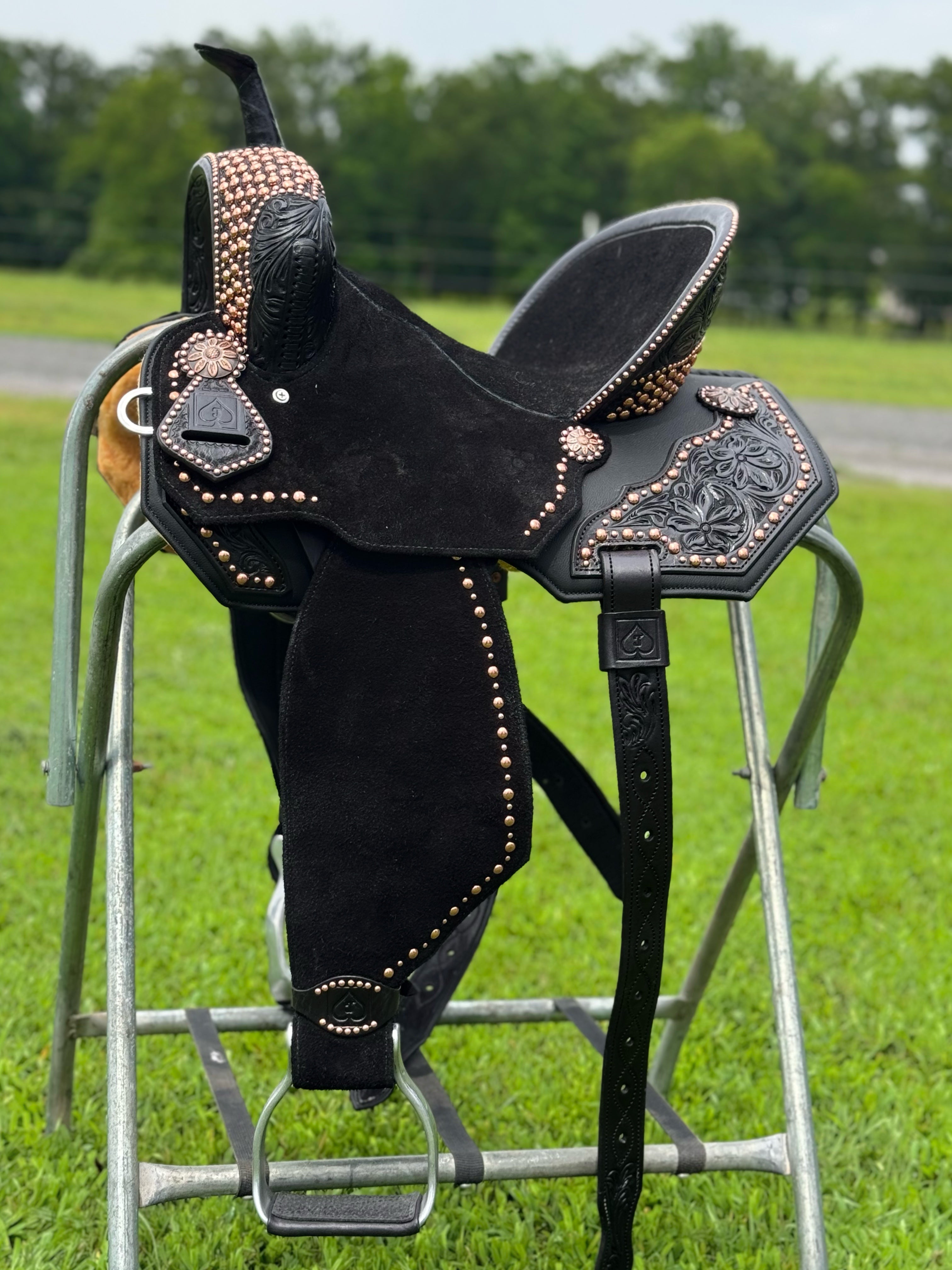 BLACK BLANCHE SADDLE | SHORT SKIRT