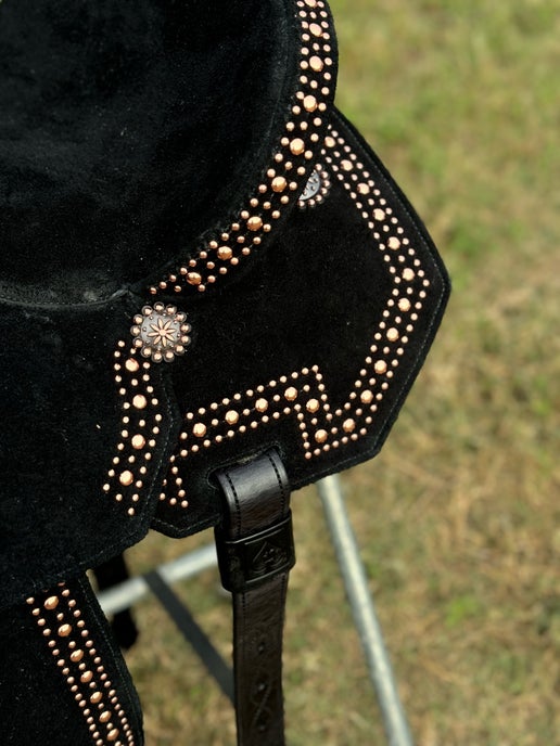 THE ROSE SADDLE | CHEYENNE ROLL