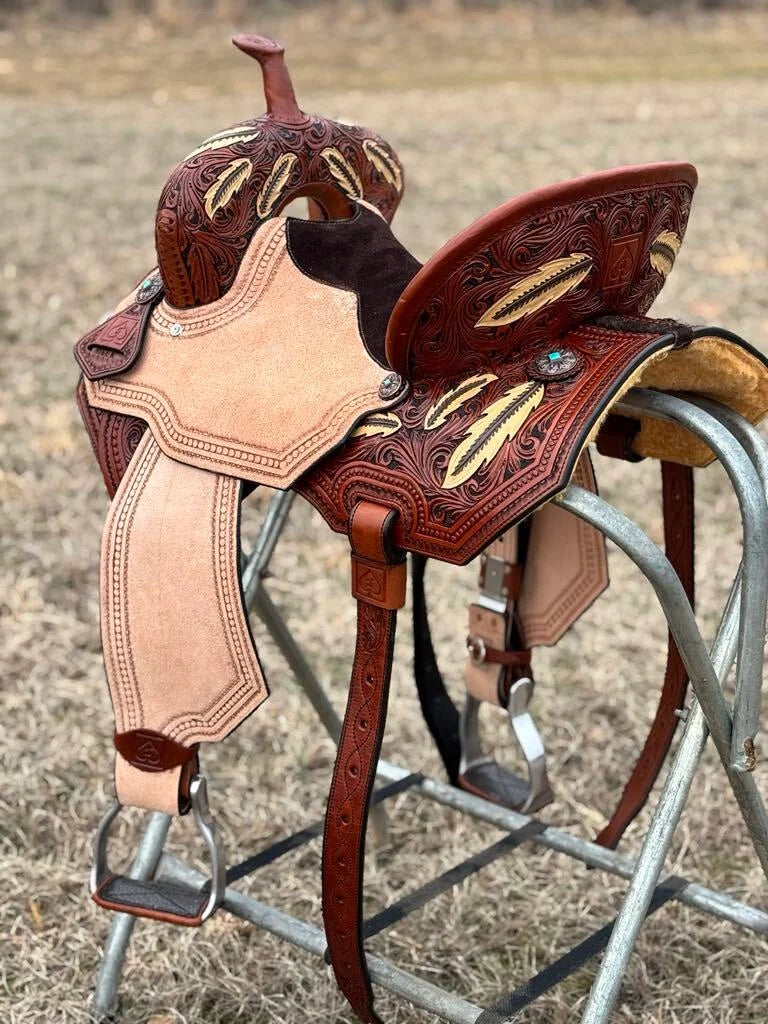 ALL LEATHER SADDLE | FEATHER TOOLING