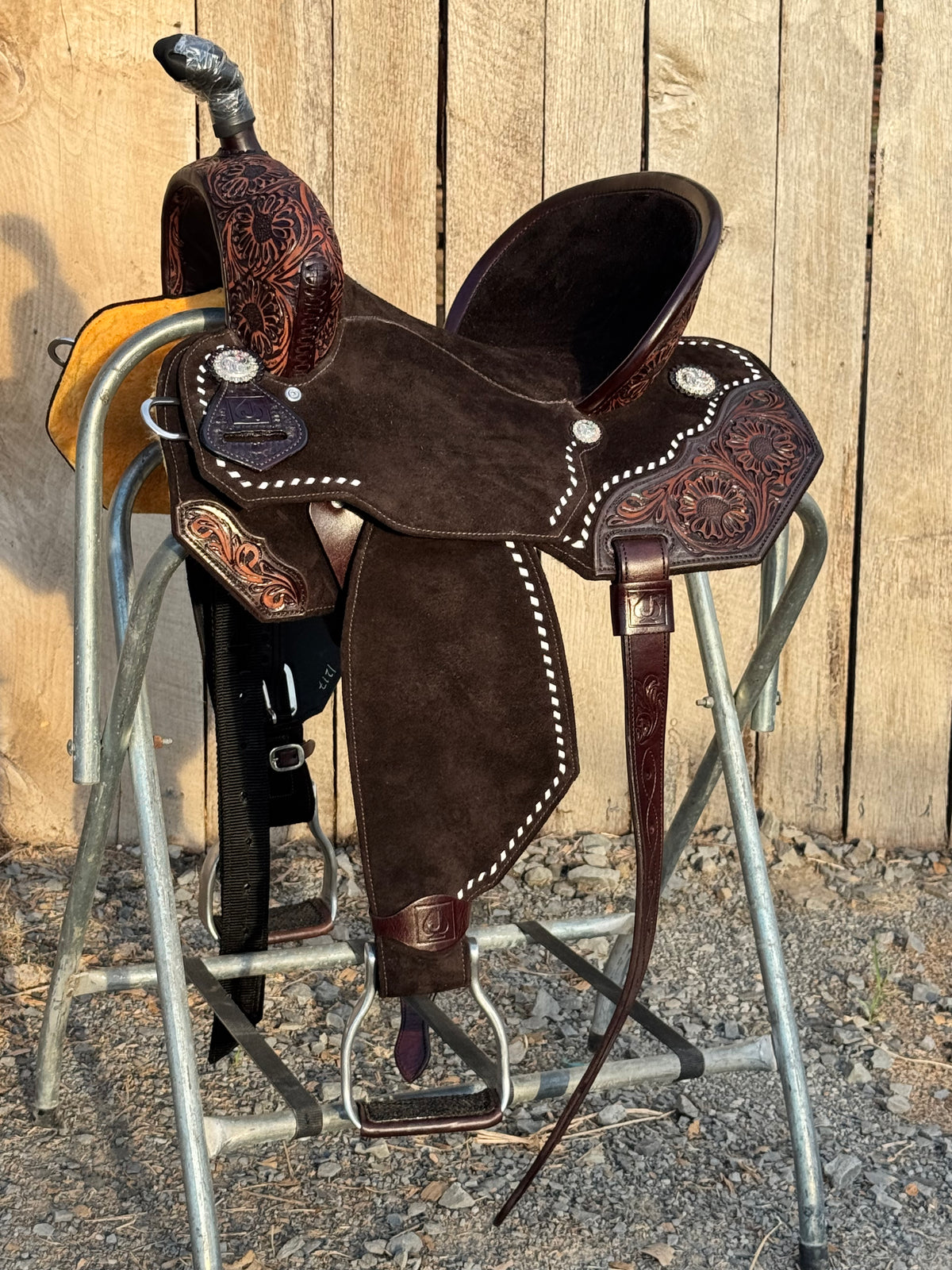 SOLID CHOCOLATE CLASSIC SADDLE | SPINAL RELIEF