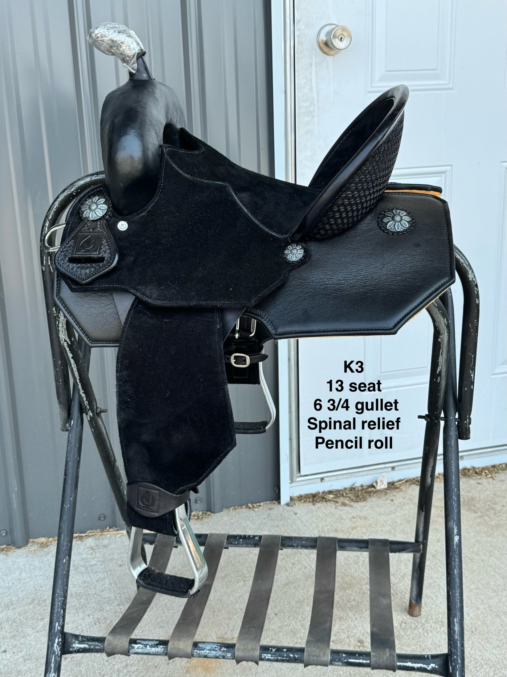 YOUTH SADDLES