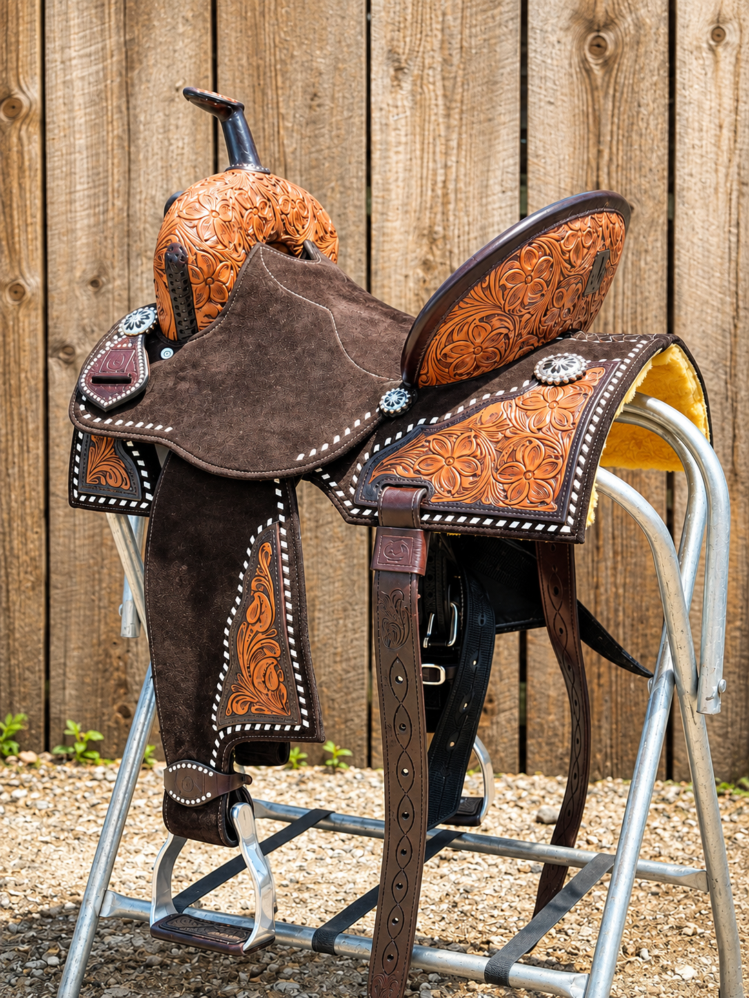 SCOUT SADDLE | SQUARE SKIRT