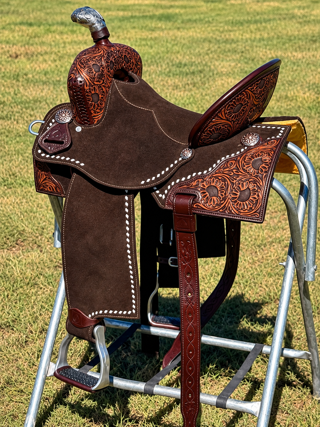 SOLID CHOCOLATE CLASSIC CUTBACK | SQUARE SKIRT SPINAL RELIEF